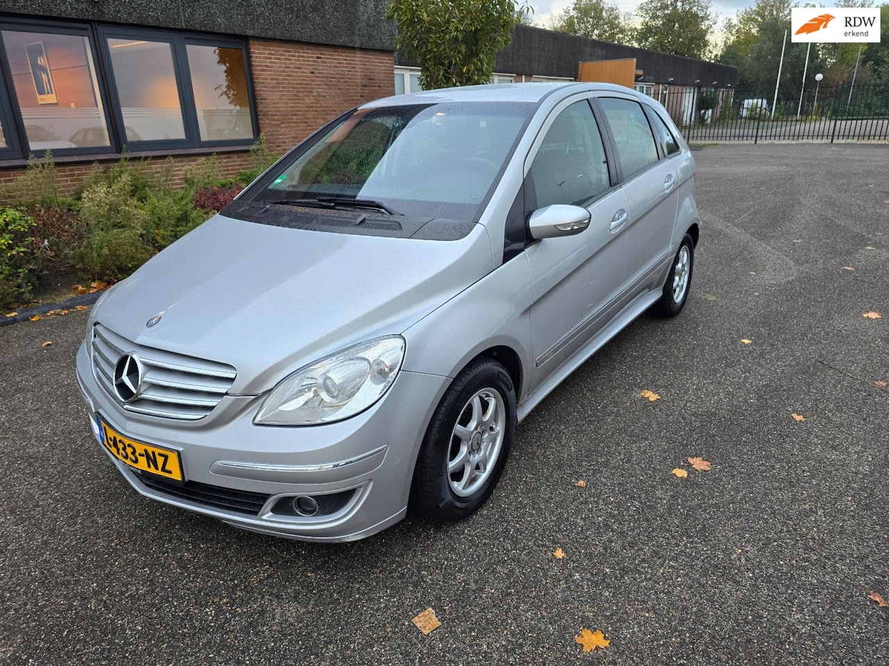 Mercedes-Benz B-klasse - 170 airco boekjes nap - AutoWereld.nl