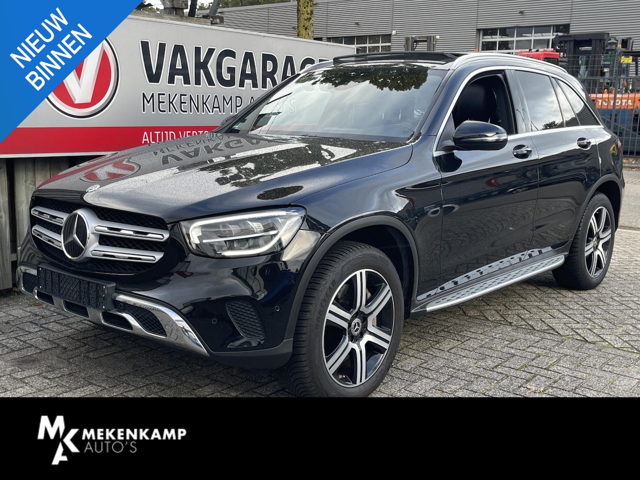 Mercedes-Benz GLC-klasse - 300e 4MATIC Premium 19"/Burmester/Memory l+r/Panoramadak/Dodehoek/Adaptieve cruise/Elektri - AutoWereld.nl