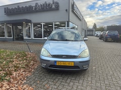 Ford Focus Wagon - 1.6-16V Trend