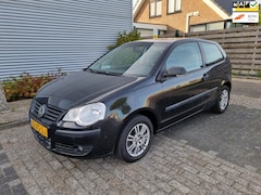 Volkswagen Polo - 1.4-16V Trendline 3-Drs Bj:2007 NAP