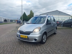 Toyota Yaris Verso - 1.3-16V VVT-i Sol