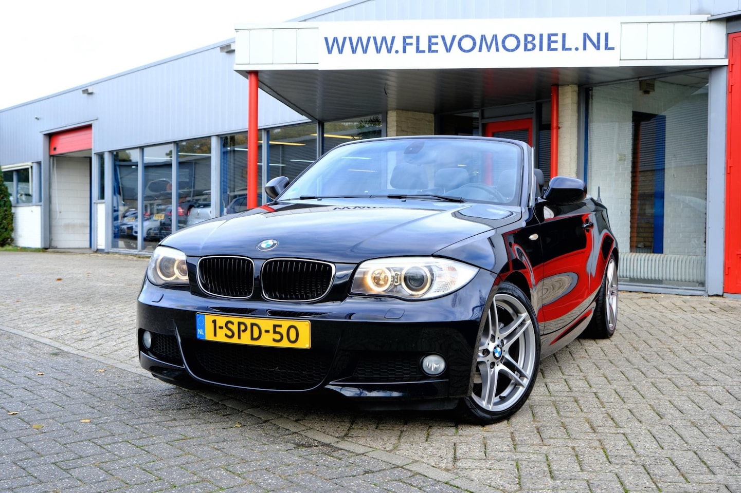 BMW 1-serie Cabrio - 118i M Sport Edition Aut. *54.600km!* Xenon|Leder|Navi|LMV - AutoWereld.nl