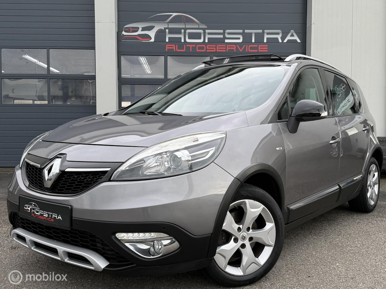 Renault Scénic - 1.2 TCe Bose Pano Camera 1e Eigenaar Hoogzitter - AutoWereld.nl