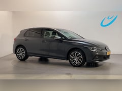 Volkswagen Golf - 2.0 TDI Life Business Alcantara Stoelverwarming Virtual Cockpit Navigatie