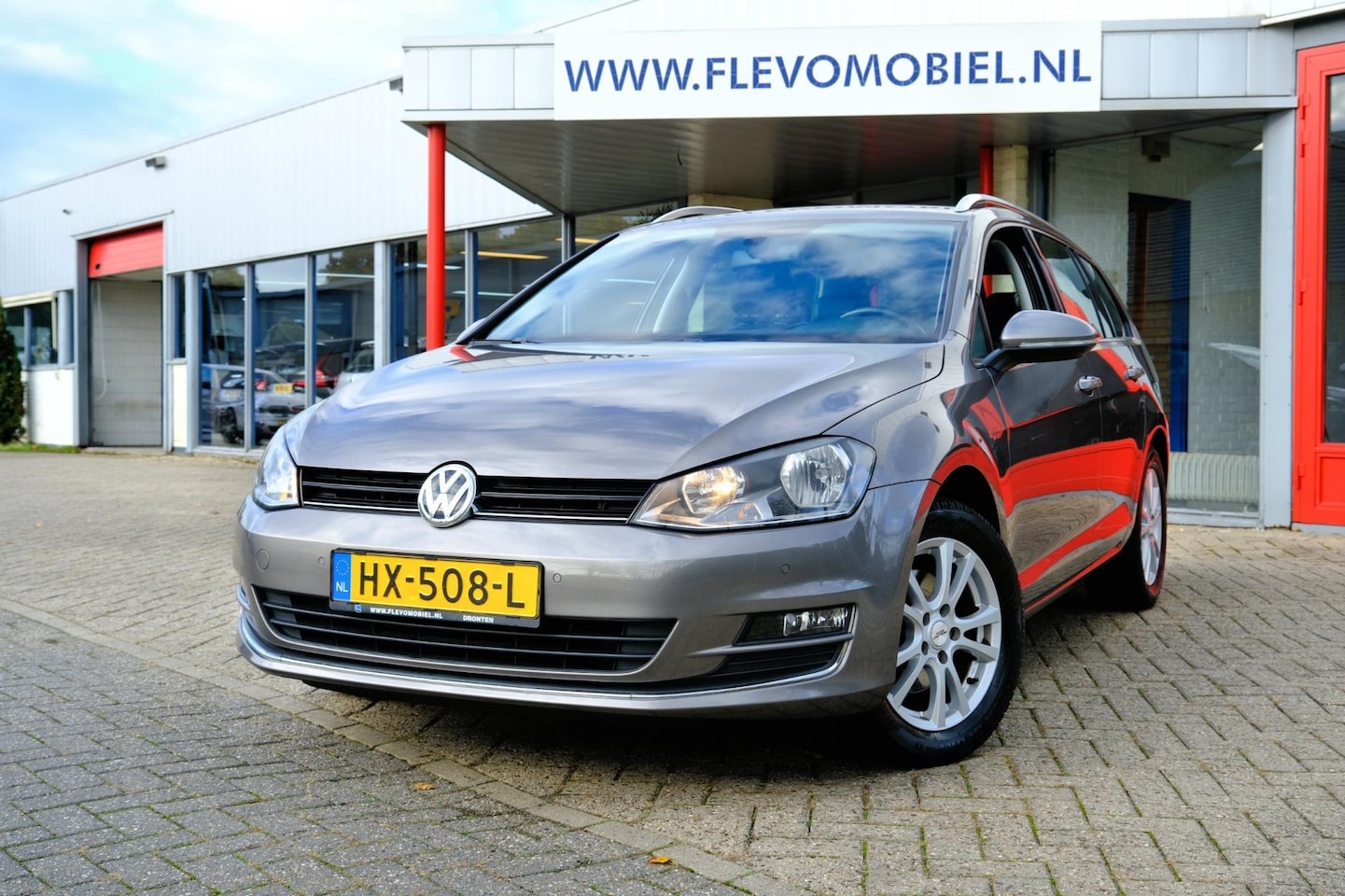Volkswagen Golf Variant - 1.6 TDI Business Edition Navi|Half Leder|Cam|Clima|LMV - AutoWereld.nl