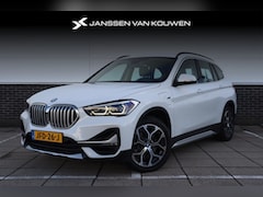 BMW X1 - xDrive25e Executive * xLine * Trekhaak * Stoelverwarming * Adaptief LED * Achteruitrijcame