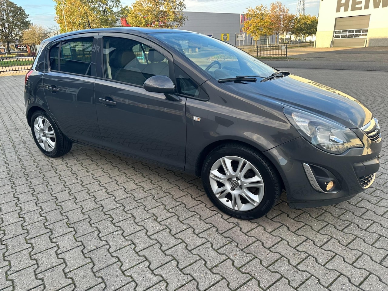 Opel Corsa - 1.2-16V BlitZ 1.2-16V BlitZ - AutoWereld.nl