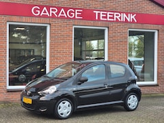 Toyota Aygo - 1.0-12V Now 68PK 5drs airco, elektr.ramen, stuurbekr. RIJKLAAR