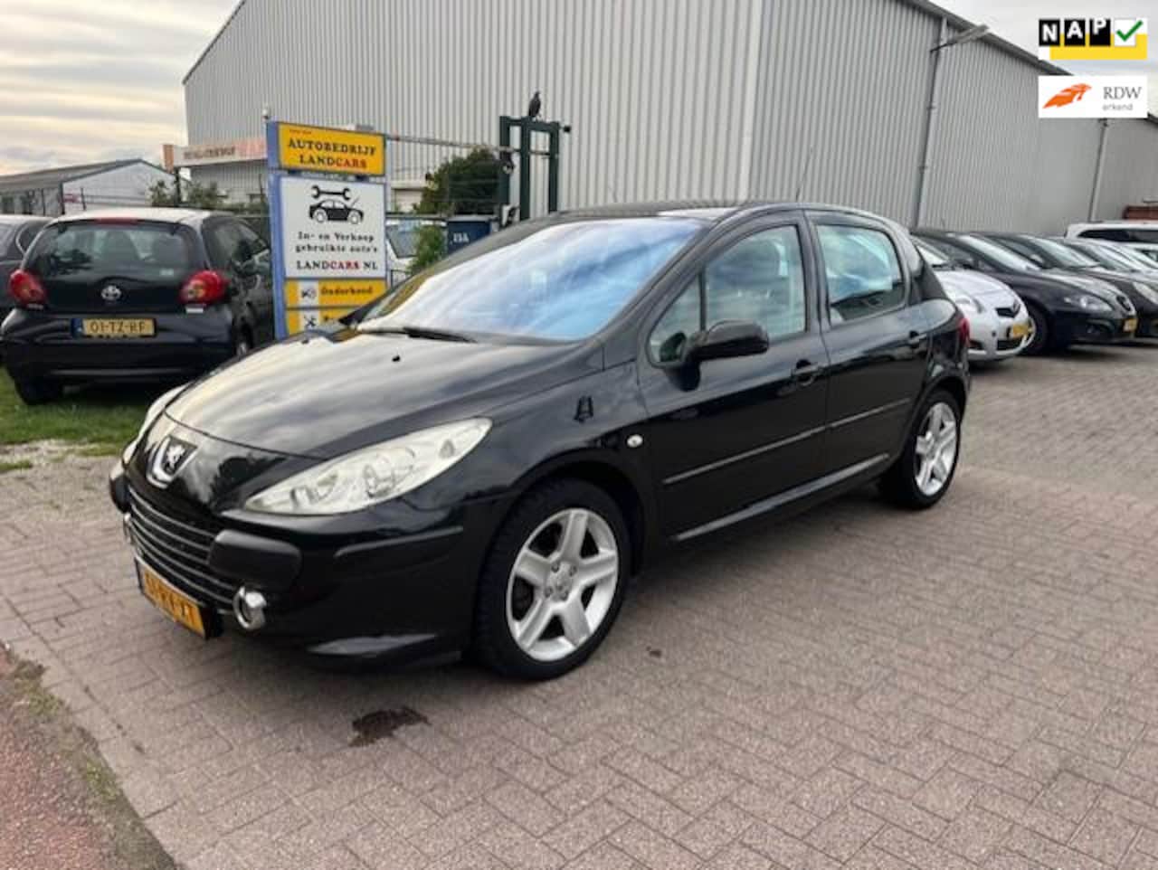 Peugeot 307 - 2.0-16V XSI Automaat met Trekhaak - AutoWereld.nl