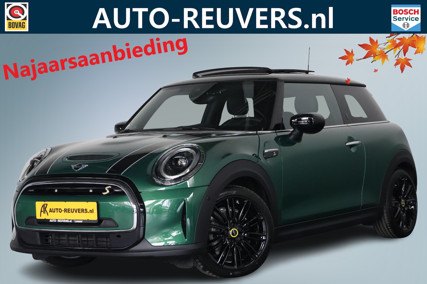 MINI Mini-Electric - Cooper Yours 33 kWh Panorama / Opendak / Leder / HarmanKardon / HUD / CarPlay - AutoWereld.nl