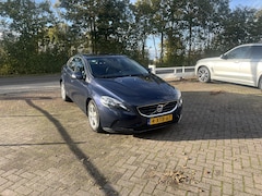 Volvo V40 - 1.6 Momentum TREKHAAK BLIS AUTOM. PARKEREN