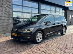 Volkswagen Touran - 1.4 TSI Highline 7p | Navi | Clima | Cruise | Stoelverwarming |