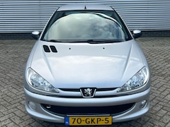 Peugeot 206 - 1.4 Génération