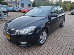 Kia Cee'd - 1.4 CVVT X-ecutive