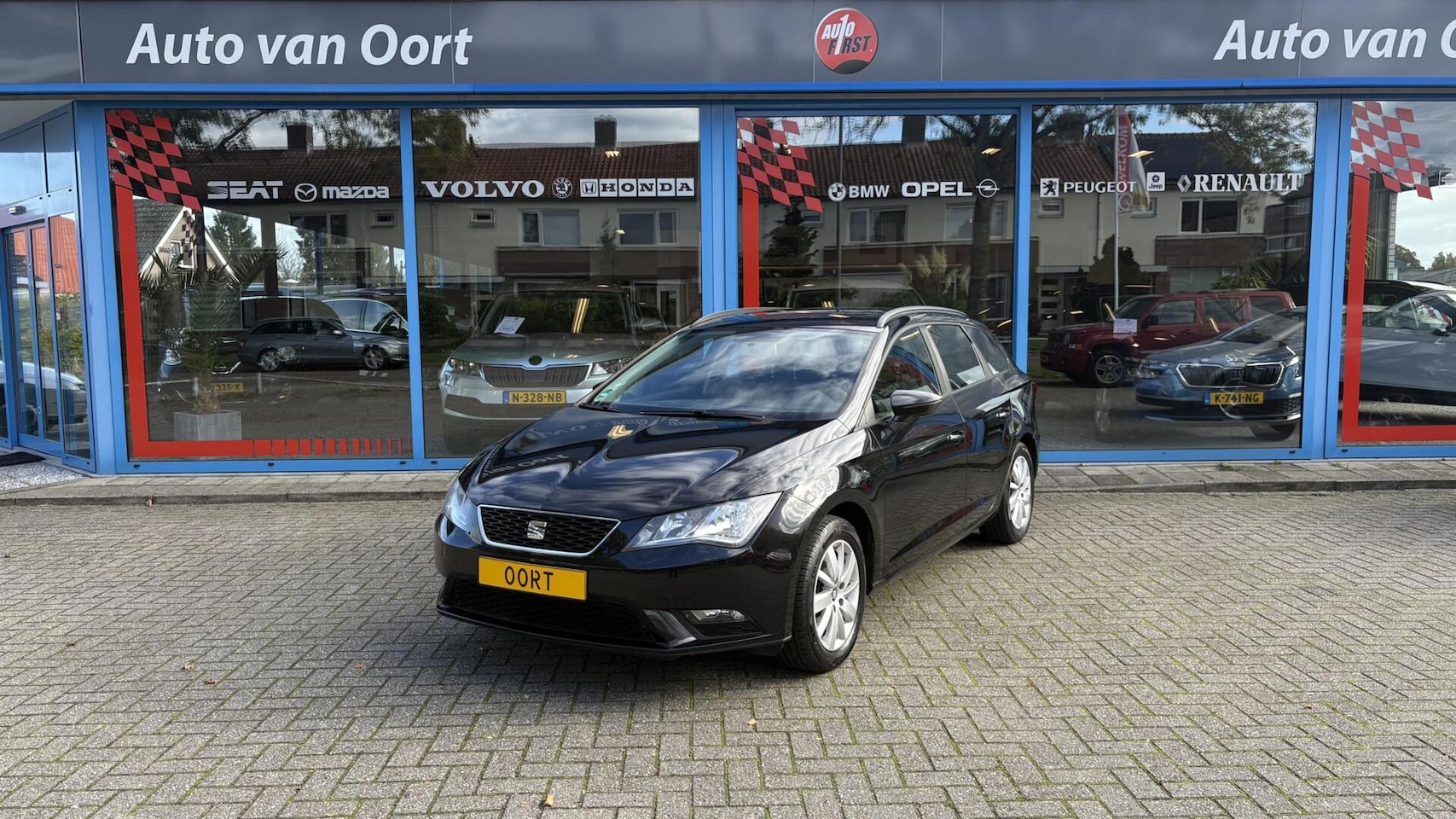 SEAT Leon ST - 1.2 TSI Clima!! Afneembaar Trekhaak - AutoWereld.nl
