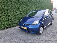 Toyota Aygo - 1.0-12V +
