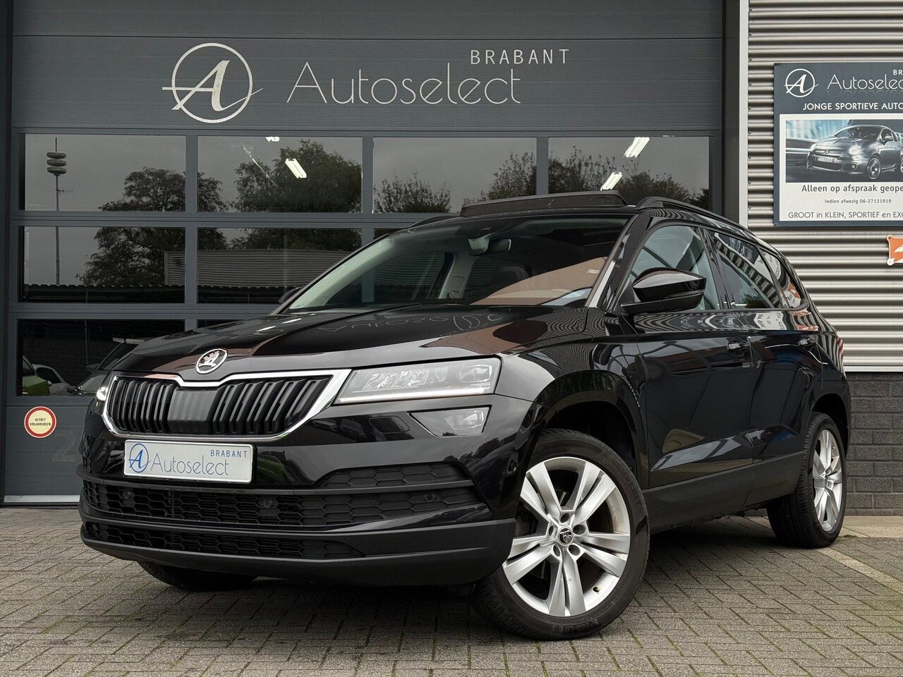 Skoda Karoq - 1.5 TSI ACT Style Pano Navi Camera - AutoWereld.nl