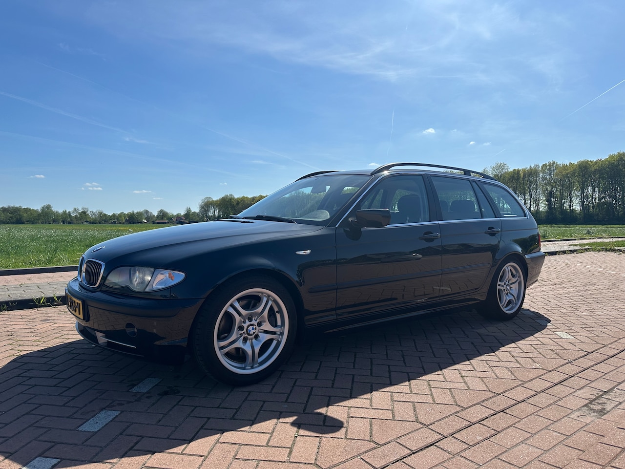 BMW 3-serie Touring - 330i - AutoWereld.nl
