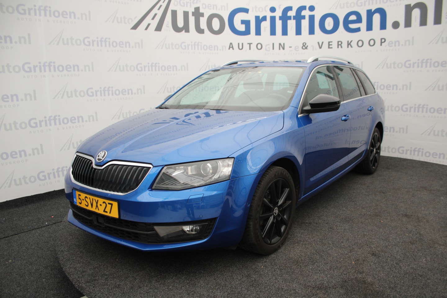 Skoda Octavia Combi - 1.4 TSI Greentech Elegance Businessline nette automaat met trekhaak - AutoWereld.nl