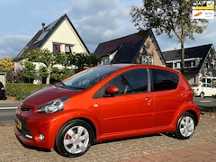 Toyota Aygo - 1.0 VVT-i Dynamic Orange NL-AUTO-NAP