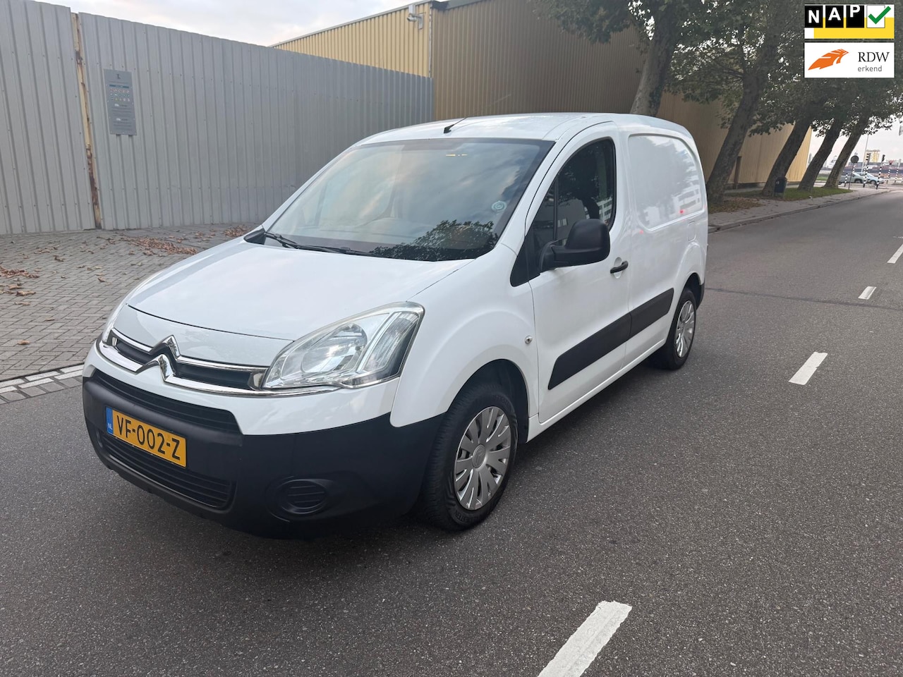Citroën Berlingo - 1.6 HDI 500 Comfort Economy | Airco | LAGE KMSTAND - AutoWereld.nl