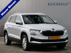 Skoda Karoq - 1.5 TSI 150pk ACT Business Edition Automaat Apple Carplay / Camera / Keyless entry
