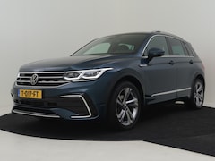 Volkswagen Tiguan - 1.5 TSI R-Line Business 150pk DSG/Automaat | Elektr. Trekhaak | Navigatie | Adaptief cruis
