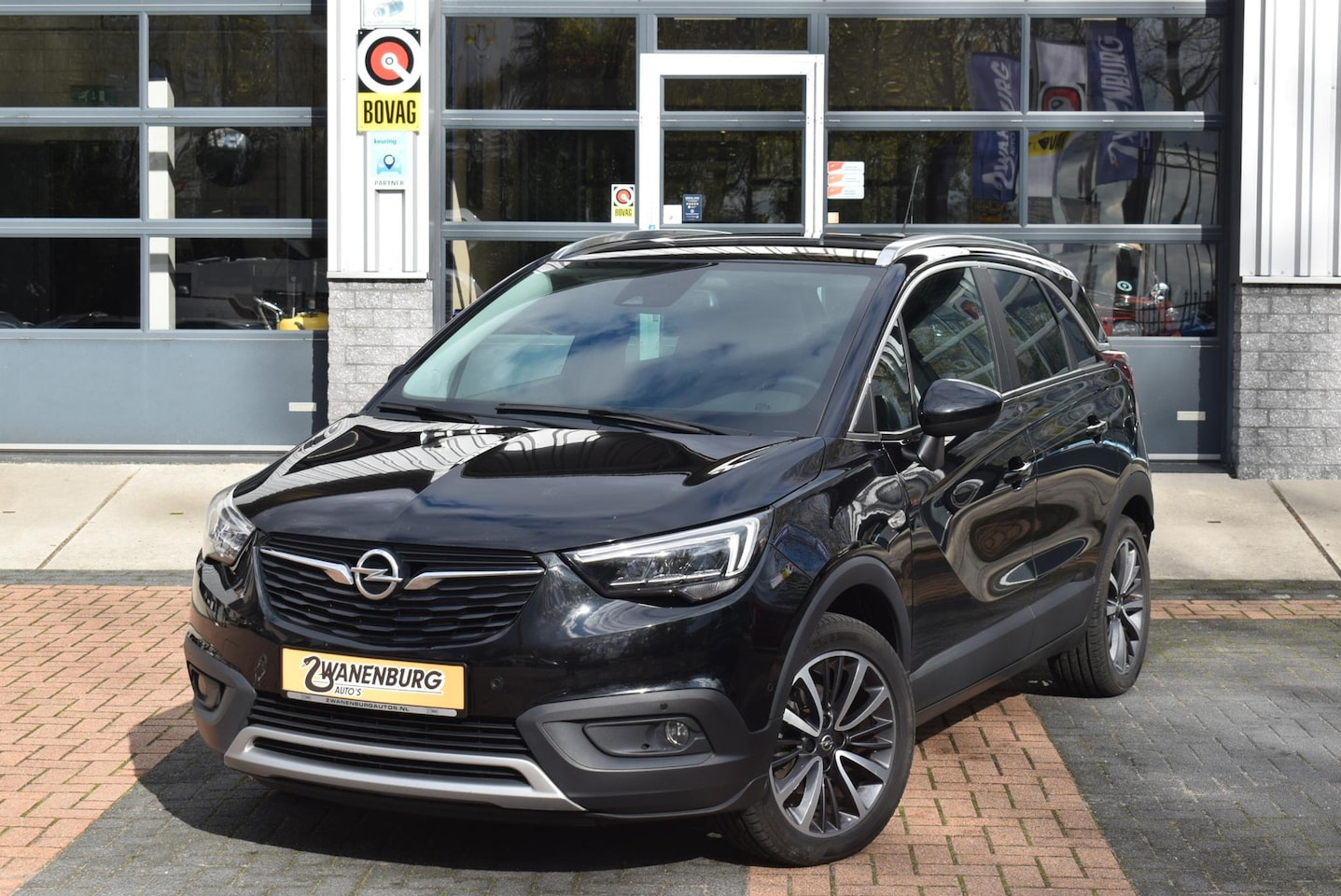 Opel Crossland X - 1.2 Turbo Innovation Navi Airco Leder Camera Km 124.000!! - AutoWereld.nl