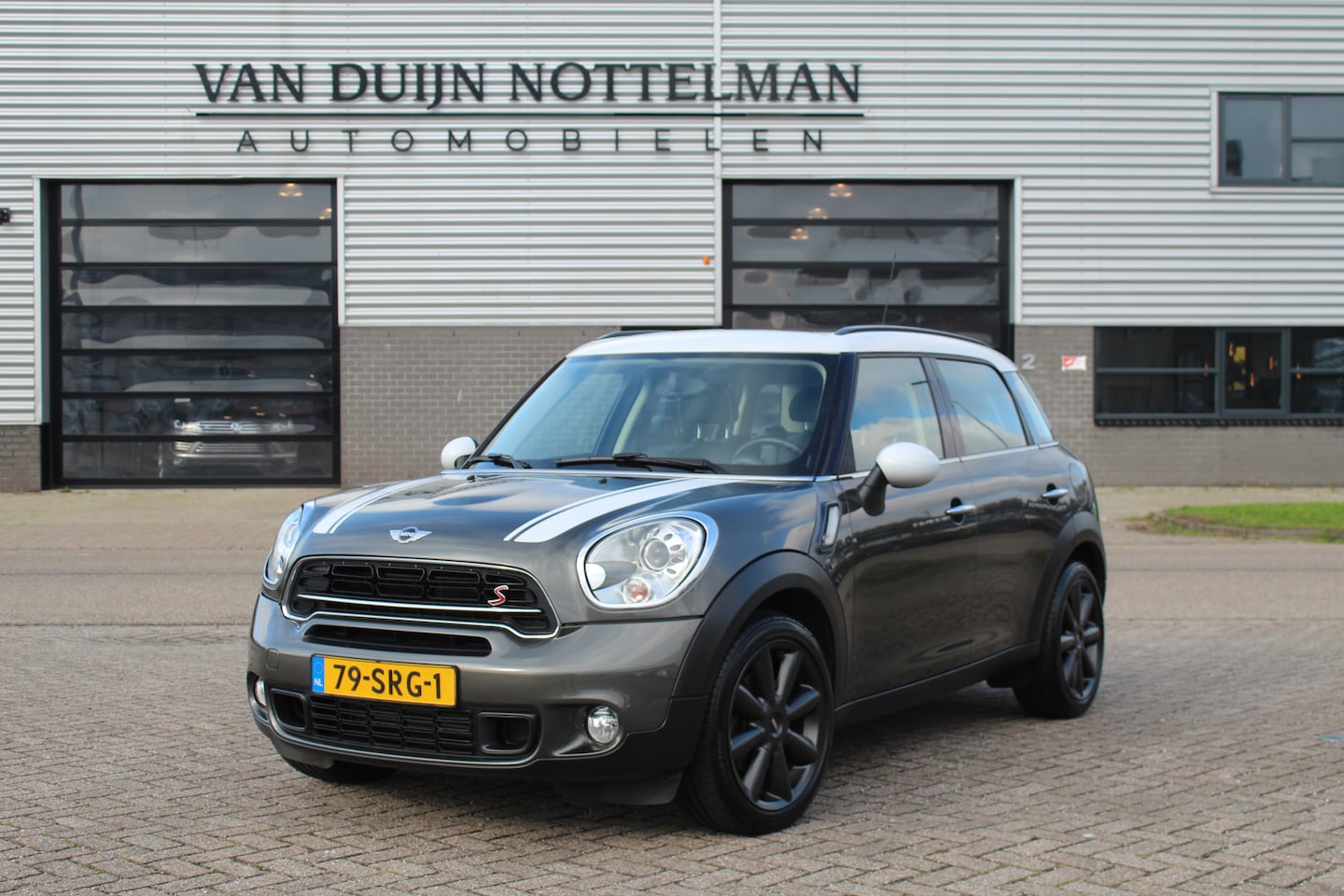 MINI Countryman - Mini 1.6 Cooper S Chili / Panoramadak / Leer / N.A.P. - AutoWereld.nl