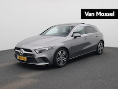 Mercedes-Benz A-klasse - 180 Business Solution Luxury | Panoramadak | Achteruitrijcamera | Lederen Bekleding | Sfee