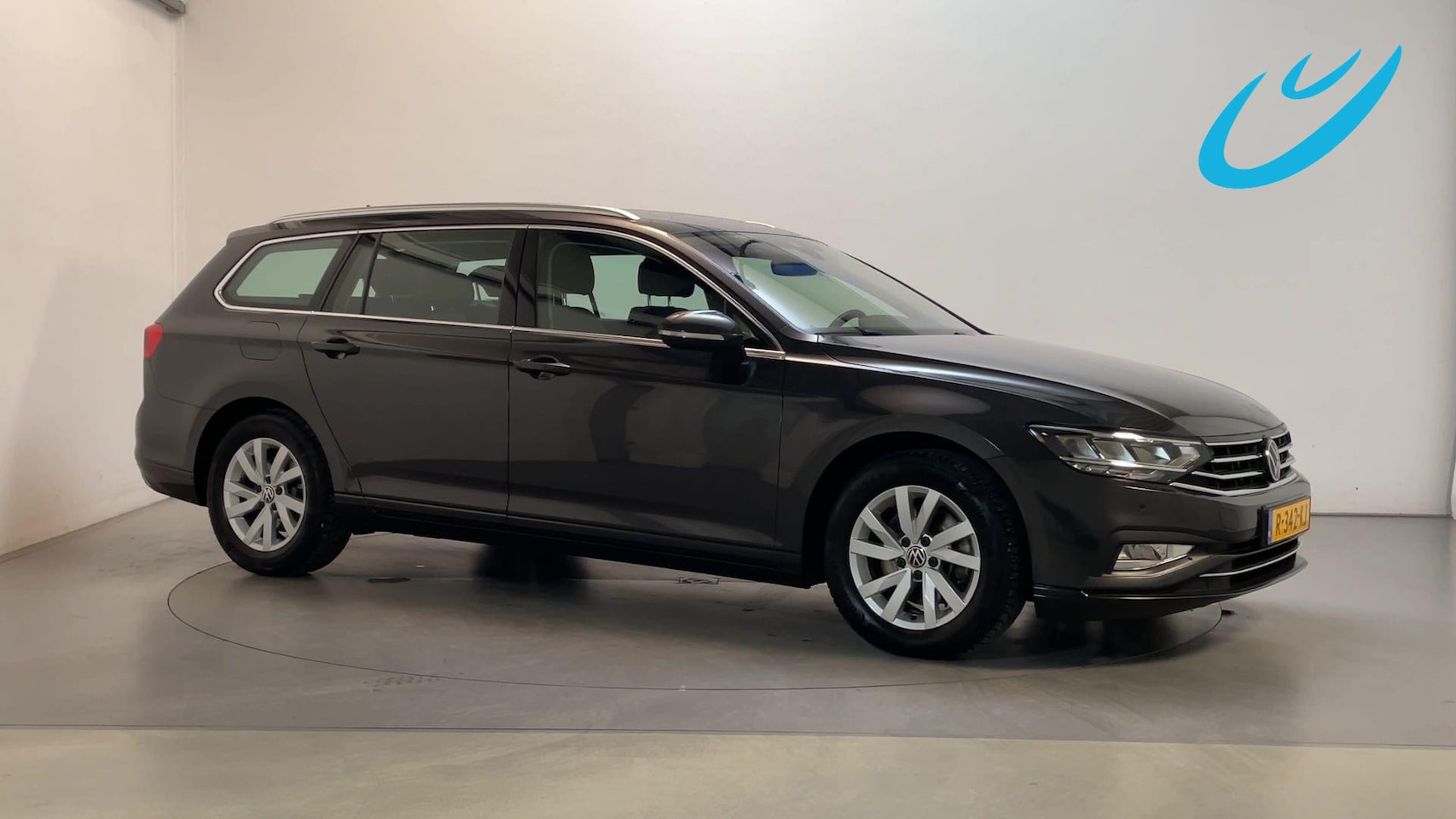 Volkswagen Passat Variant - 1.5 TSI 150pk DSG Business Virtual Cockpit Camera DAB+ Trekhaak - AutoWereld.nl