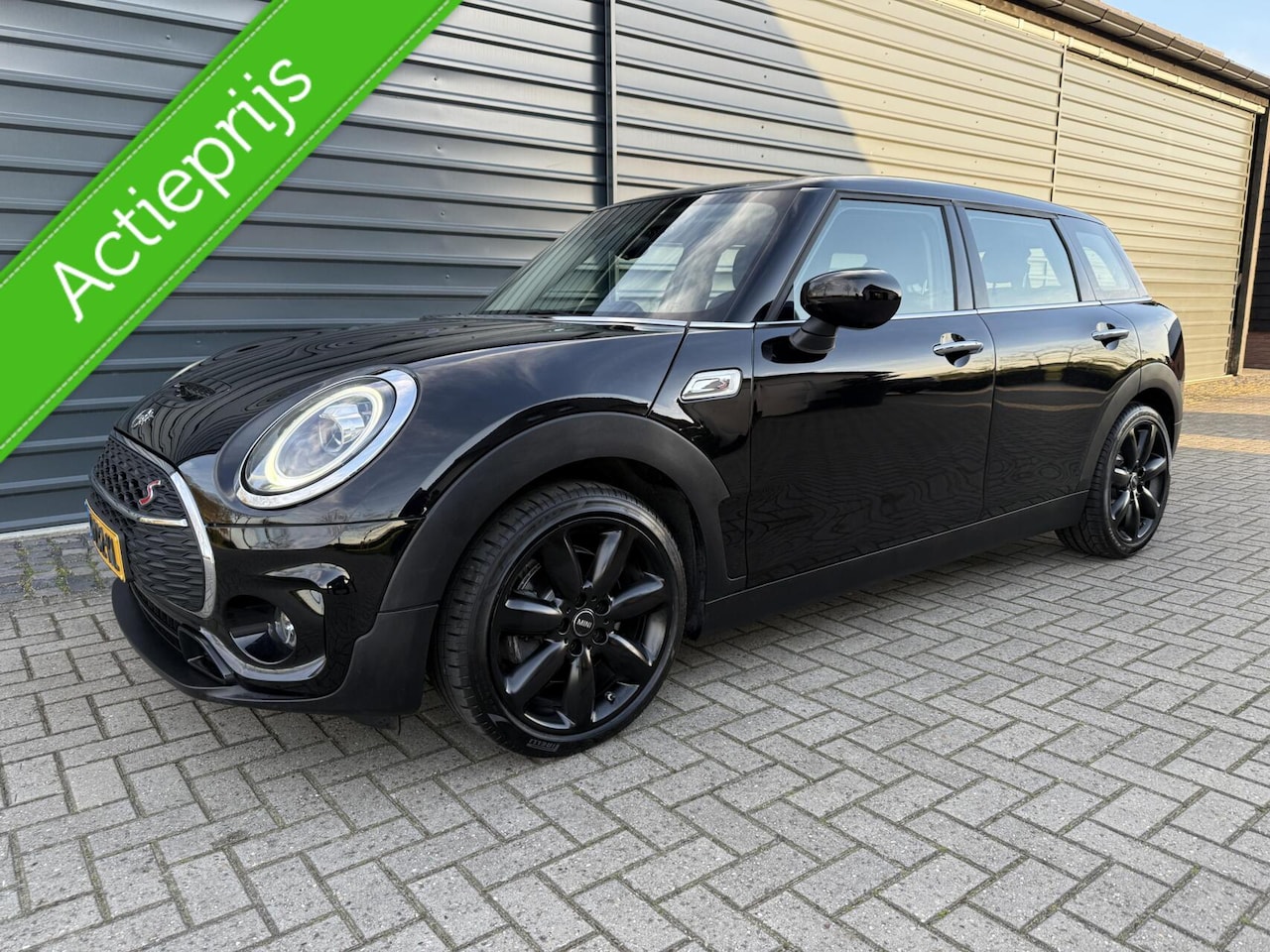 MINI Clubman - 2.0 Cooper S chili Automaat 192 Pk Navi Trekh,Clima Btw Auto - AutoWereld.nl