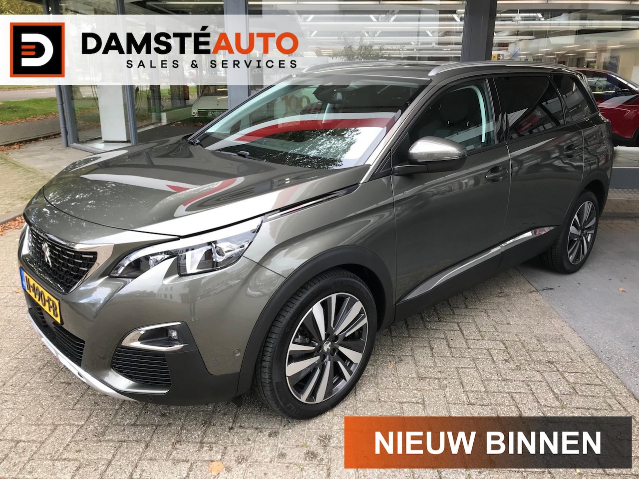 Peugeot 5008 - 1.2 PureTech Allure 1.2 PureTech Allure - AutoWereld.nl