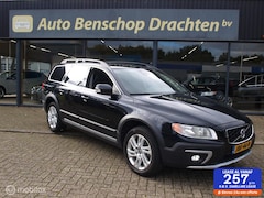 Volvo XC70 - AWD 2.4 5CYL Aut6 Leer Pdc Clima Cruise Beurt uitgevoerd