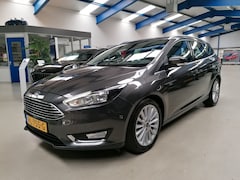 Ford Focus Wagon - 125pk Titanium (trekhaak)