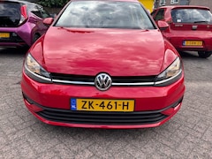 Volkswagen Golf - 1.0 TSI Trendline Trekhaak + Apple Carplay