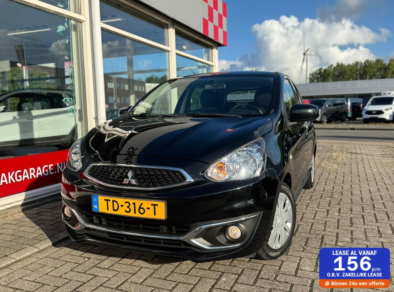 MITSUBISHI SPACE STAR