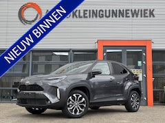 Toyota Yaris Cross - 1.5 Hybrid 130 Dynamic NIEUW / / Winterpakket / Apple/Android Carplay / Camera / Adaptive