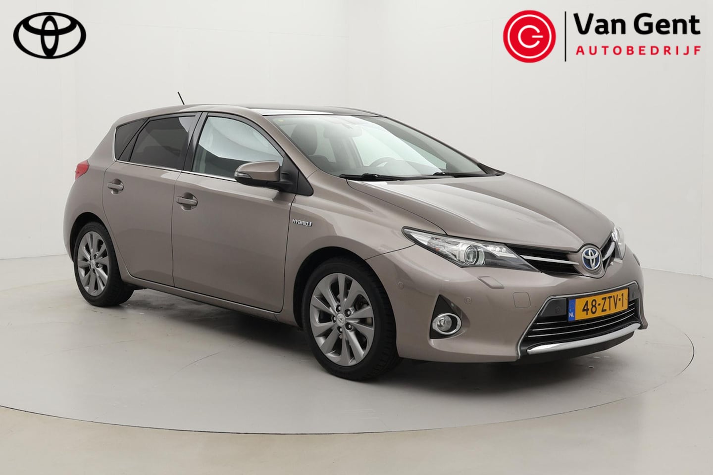 Toyota Auris - 1.8 Hybrid Lease Pro | Origineel NL | Panoramadak | Navigatie | Stoelverwarming | Keyless - AutoWereld.nl