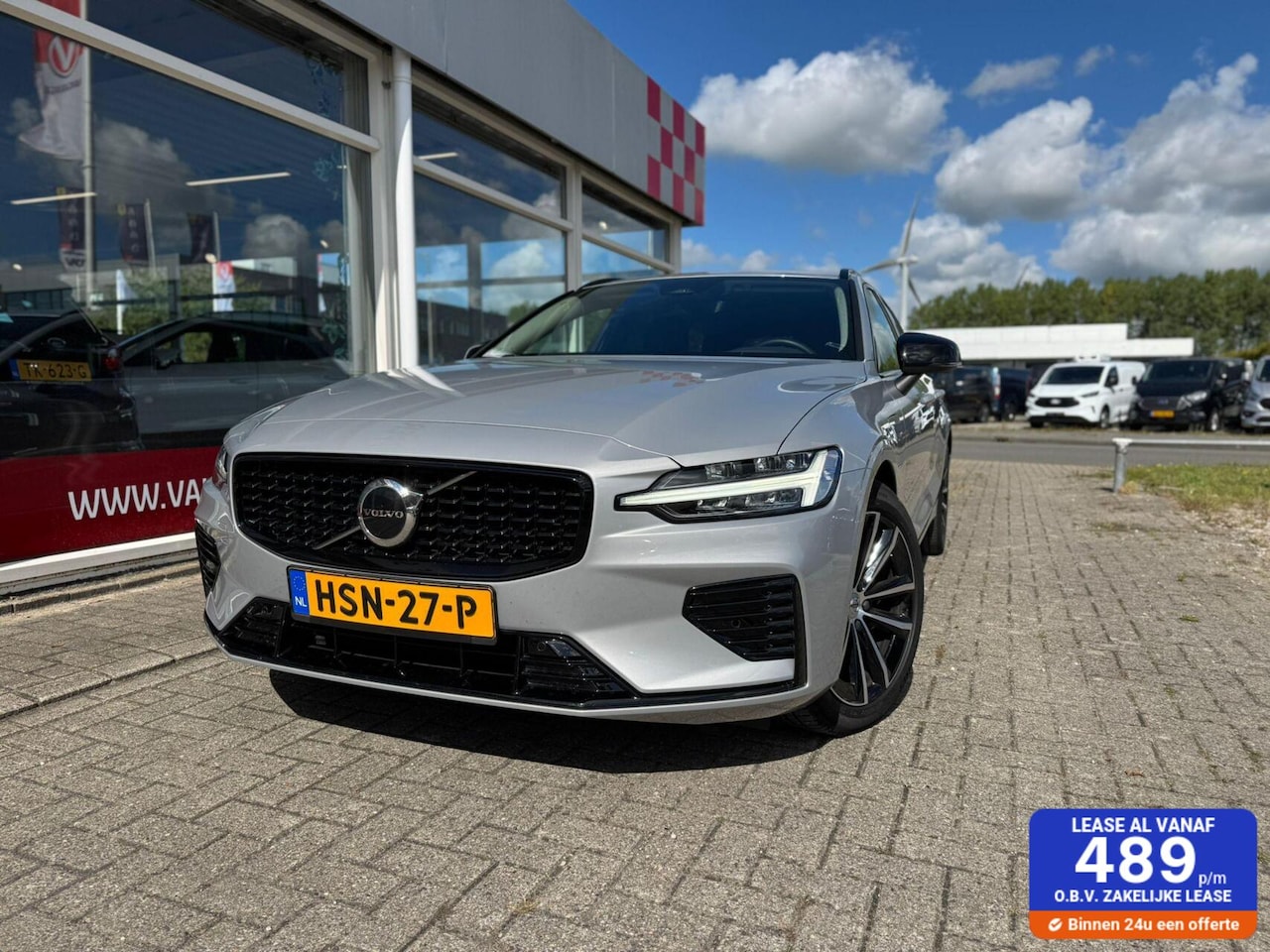 Volvo V60 - 2.0 T6 Plug-in hybrid AWD Plus dark 350pk - AutoWereld.nl