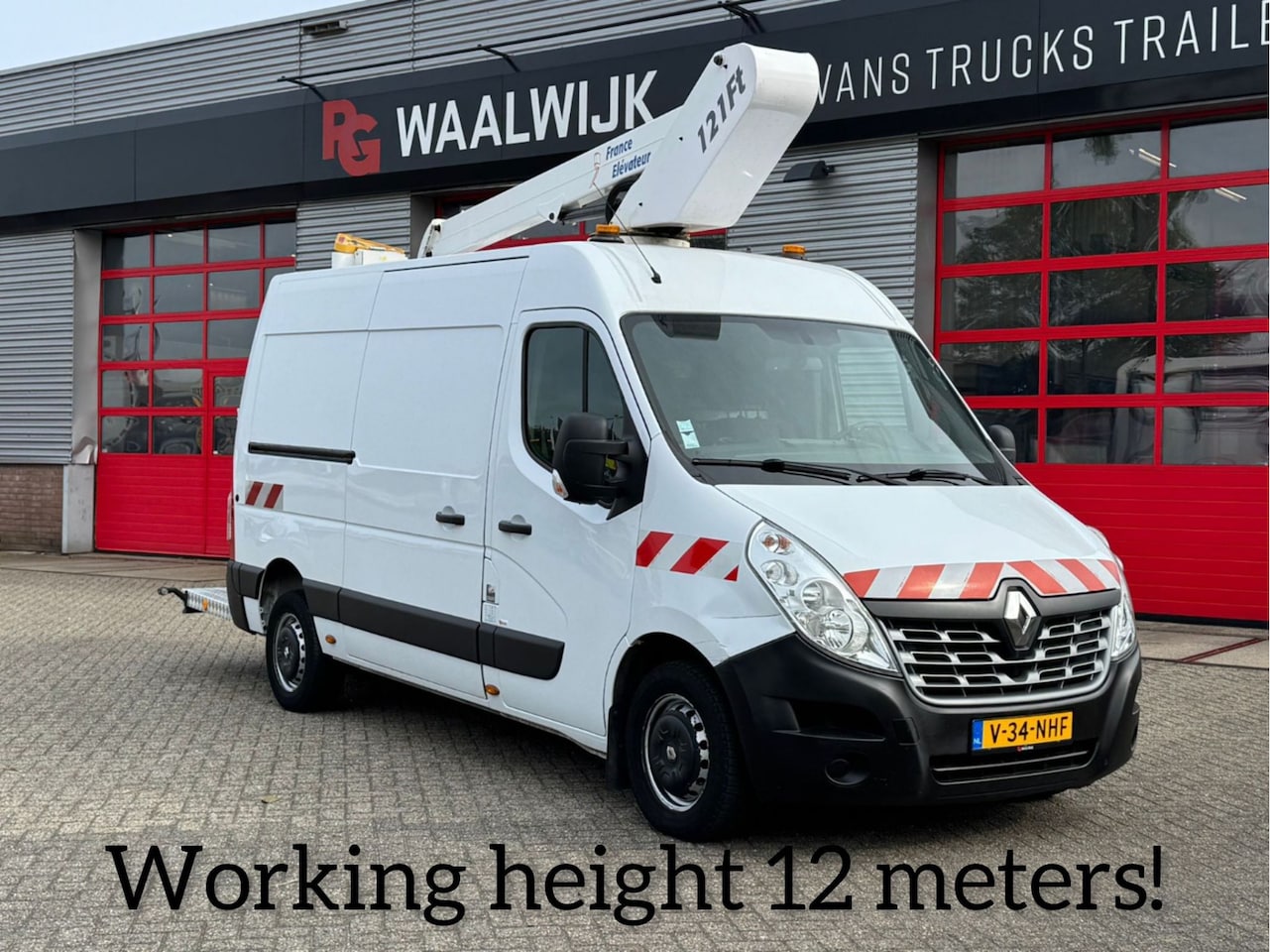 Renault Master - Hoogwerker NL kenteken!, apk 14-02-2026 12M - AutoWereld.nl