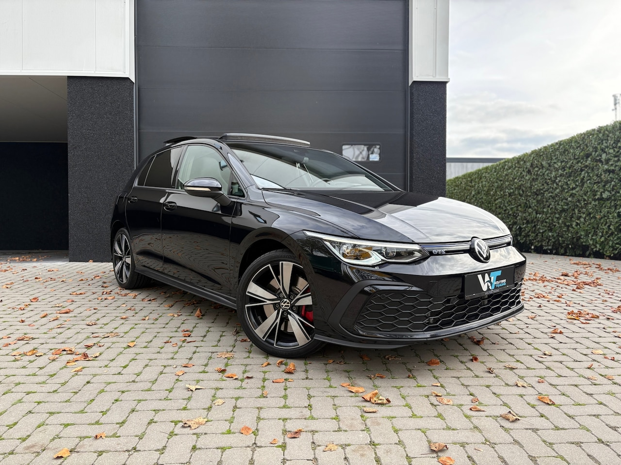 Volkswagen Golf - 1.4 eHybrid GTE - Pano - Trekhaak - nieuwstaat - AutoWereld.nl