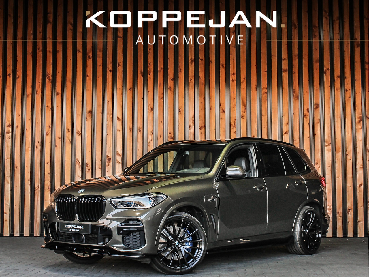 BMW X5 - xDrive45e 394PK Automaat High Executive M-Sport | LASER LED | TREKHAAK | SFEERVERLICHTING - AutoWereld.nl