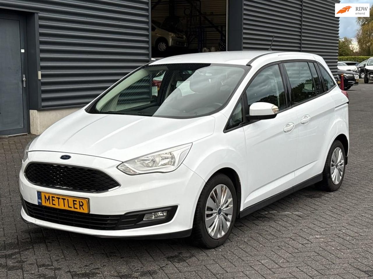 Ford Grand C-Max - 1.5 TDCi Trend 1.5 TDCi Trend, cruise control, airco - AutoWereld.nl