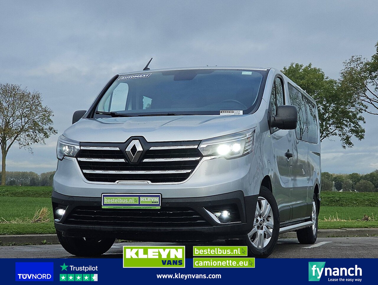 Renault Trafic - 2.0 DCI ac aut. 9 pers EURO6 - AutoWereld.nl