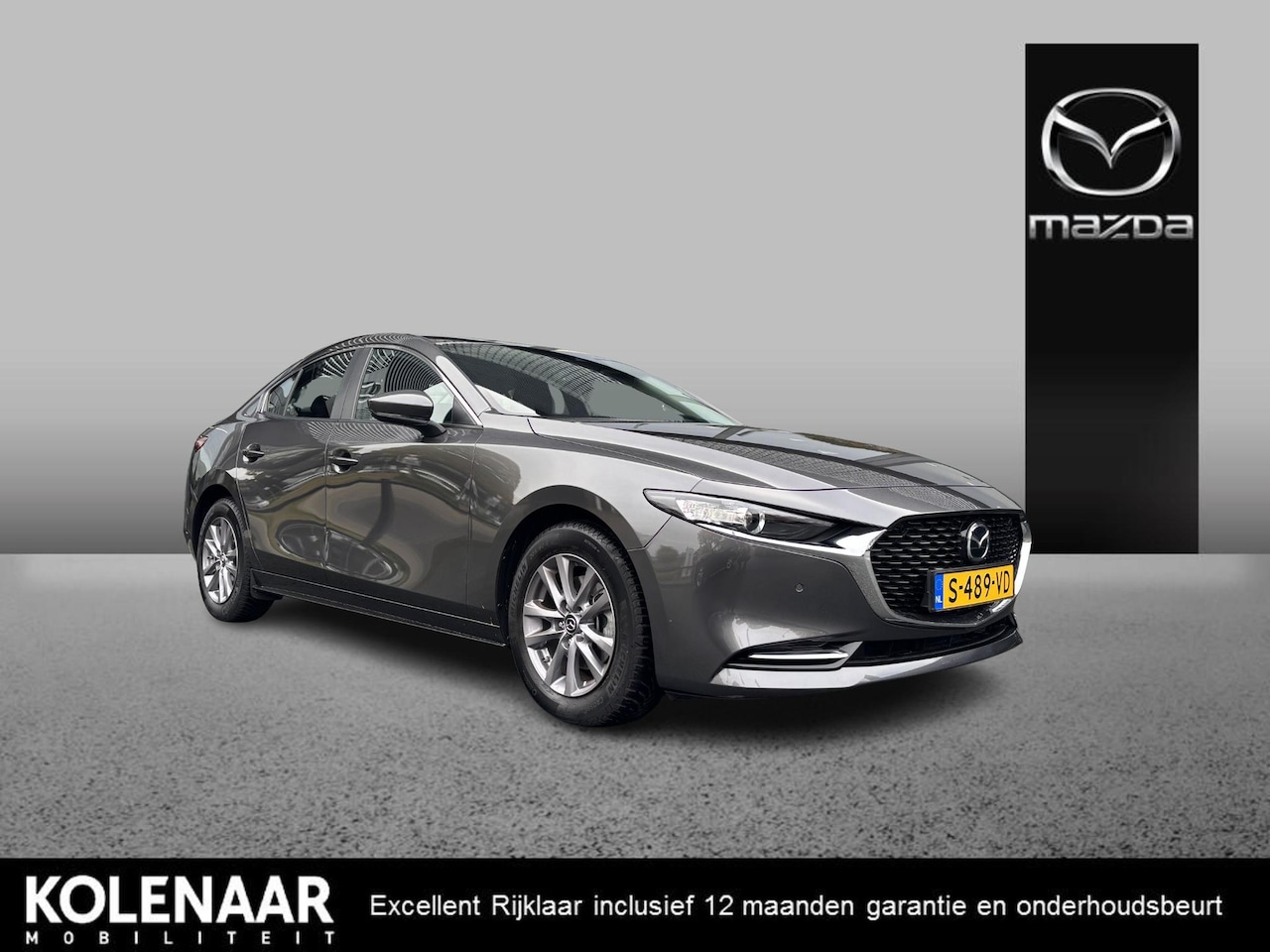 Mazda 3 - Sedan Comfort 2.0 e-Sky-X 186Pk /1e eigenaar/Dealeronderhouden/13.000KM/Navi/HUD/Keyless/C - AutoWereld.nl