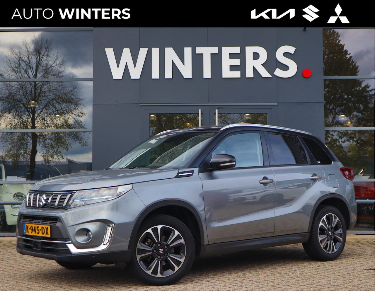 Suzuki Vitara - 1.4 Boosterjet Style Smart Hybrid | Navigatie | All season banden | Afneembare trekhaak | - AutoWereld.nl