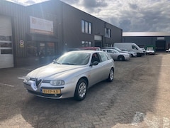 Alfa Romeo 156 Sportwagon - 1.8-16V T.Spark