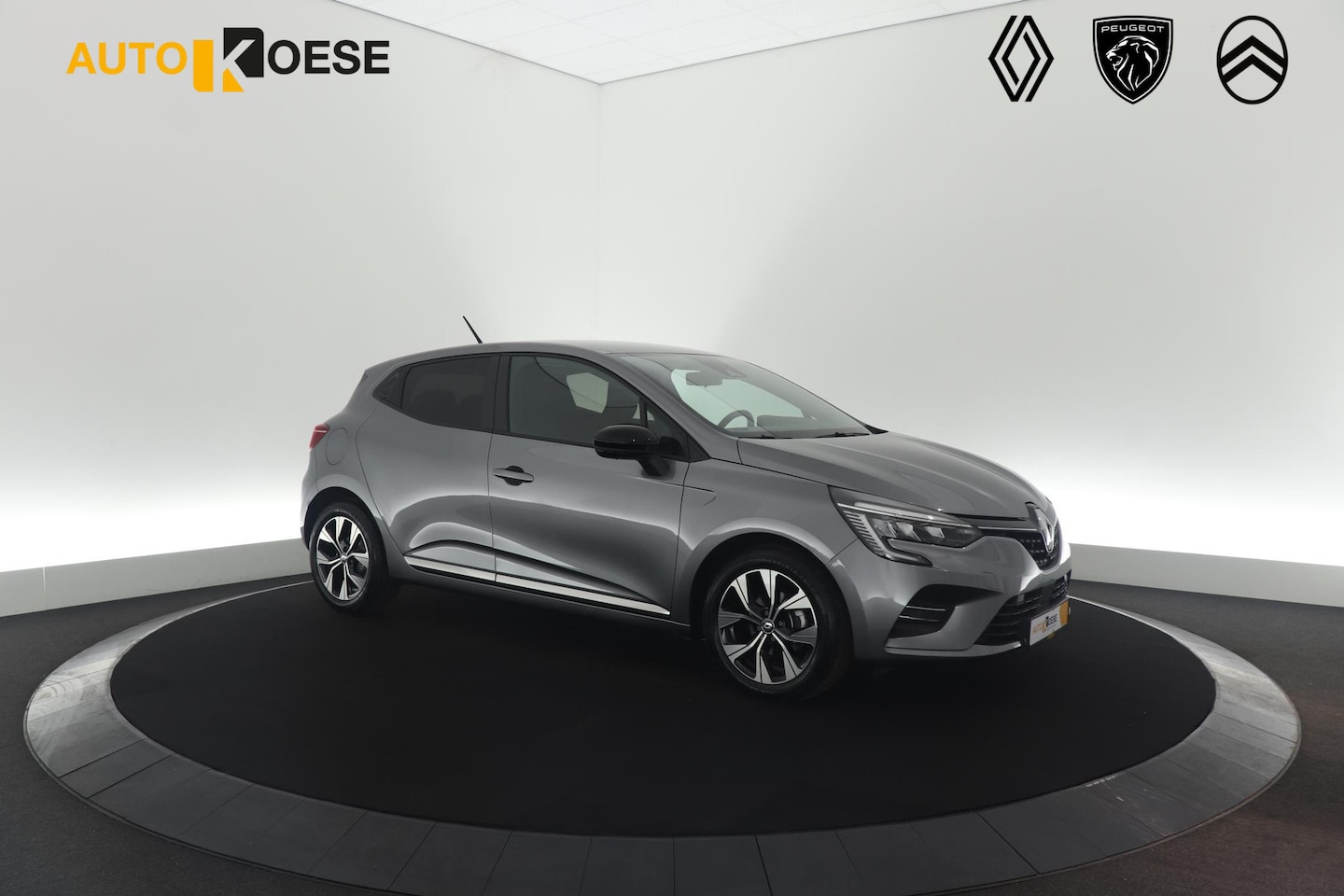 Renault Clio - TCe 90 Evolution | Navigatie | Parkeersensoren | Apple Carplay - AutoWereld.nl