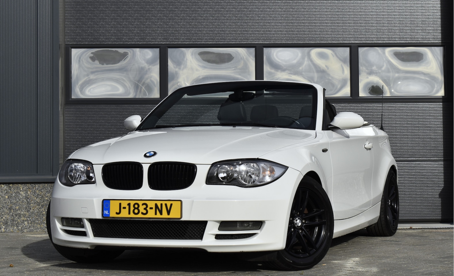 BMW 1-serie Cabrio - 118i Executive Youngtimer Leer - Stoelverw. - Clima - AutoWereld.nl